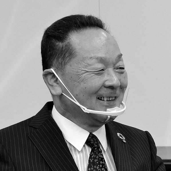 2301-新春対談写真03（新木副会長）.jpg