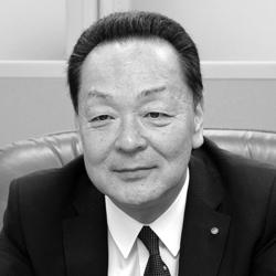 2001-新春対談写真（新木副会長）.jpg